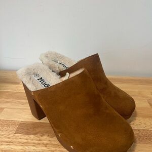 Mudd Women's Tan Suede Fur-Lined Mules